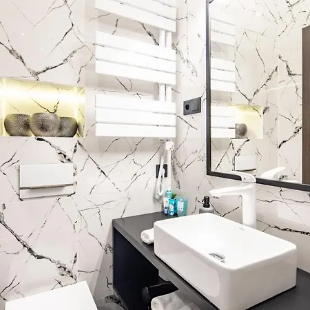 Super - Luxy Modern