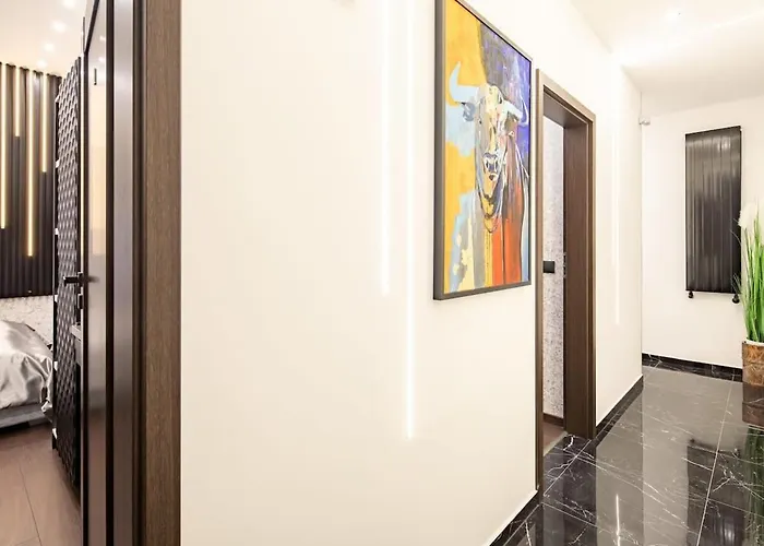 Super - Luxy Modern