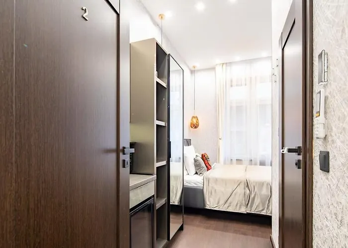 Super - Luxy Modern * Budapest