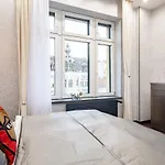 Super - Luxy Modern Budapest