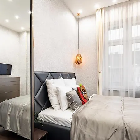 Super - Luxy Modern * Budapest